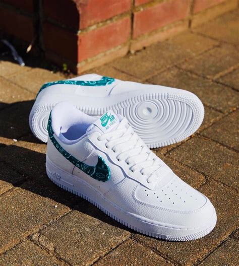 nike grün air force 1|Nike Air Force 1 green.